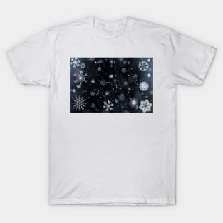 White snowflakes in winter - simple design T-Shirt